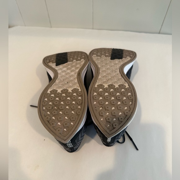 Nike Women's Zoom Pegasus Turbo 2 Running Shoes - Picture 8 of 8